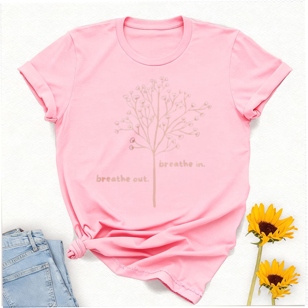 呼吸を吸い込み、呼気をするTシャツ マインドフルネスで精神的 - Your Health Wellness のレビューと価格